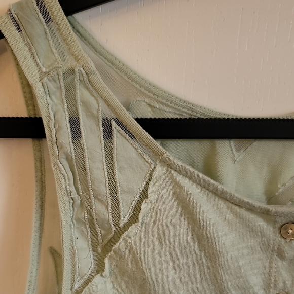 Free People Flirty Women's NWOT Green Sleeveless Top - Picture 3 of 8